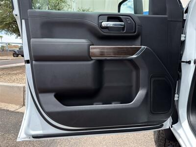 2022 Chevrolet Silverado 3500HD LT   - Photo 17 - Scottsdale, AZ 85257