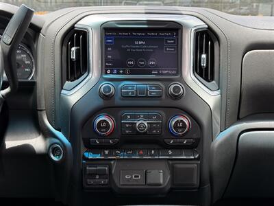 2022 Chevrolet Silverado 3500HD LT   - Photo 32 - Scottsdale, AZ 85257