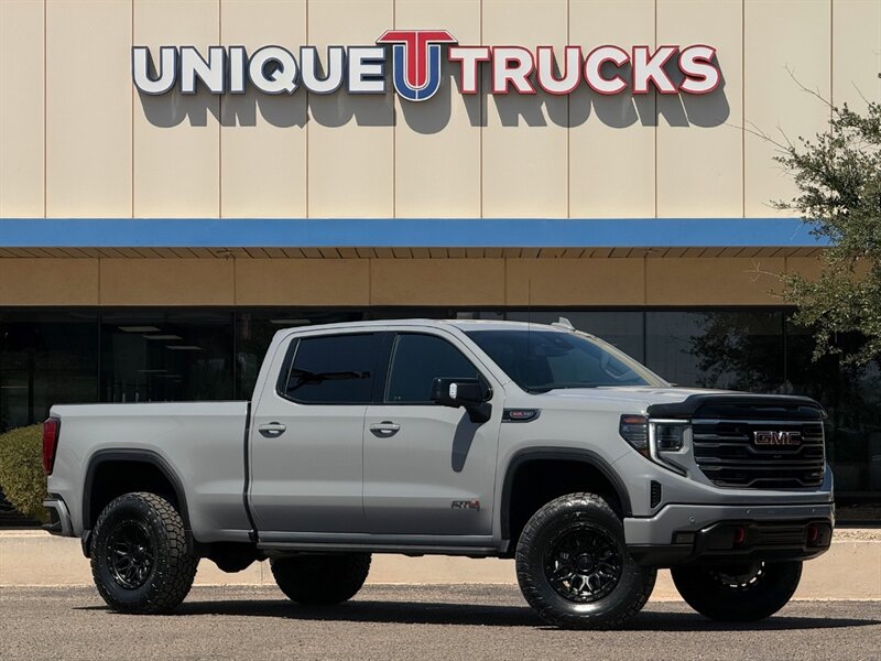 2025 GMC Sierra 1500 AT4  