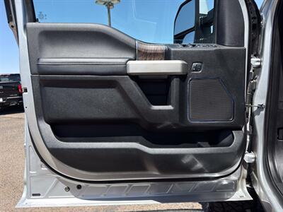 2019 Ford F-250 Super Duty Lariat   - Photo 18 - Scottsdale, AZ 85257