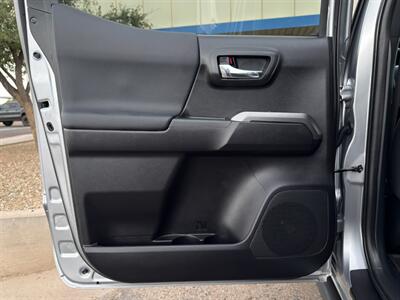 2020 Toyota Tacoma TRD Sport   - Photo 18 - Scottsdale, AZ 85257