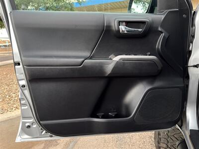 2020 Toyota Tacoma TRD Sport   - Photo 14 - Scottsdale, AZ 85257