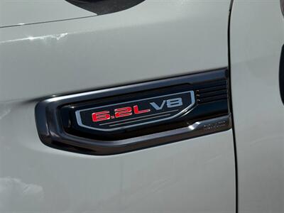 2024 GMC Sierra 1500 AT4   - Photo 10 - Scottsdale, AZ 85257