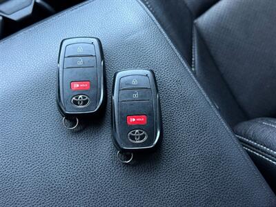 2025 Toyota 4Runner SR5 Premium   - Photo 35 - Scottsdale, AZ 85257