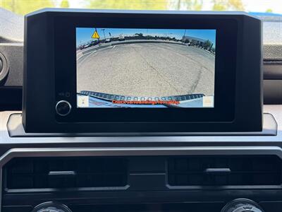 2025 Toyota 4Runner SR5 Premium   - Photo 38 - Scottsdale, AZ 85257