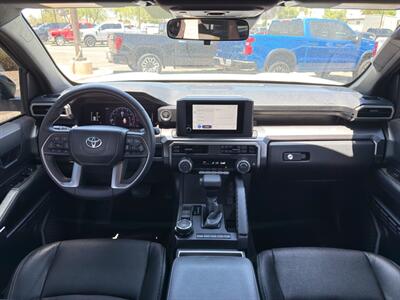 2025 Toyota 4Runner SR5 Premium   - Photo 32 - Scottsdale, AZ 85257