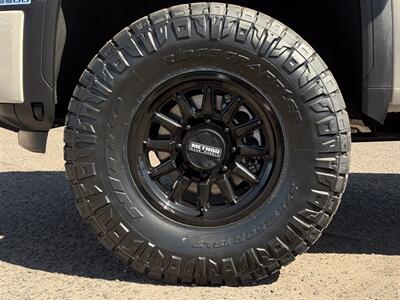 2026 GMC Sierra 2500HD AT4   - Photo 12 - Scottsdale, AZ 85257