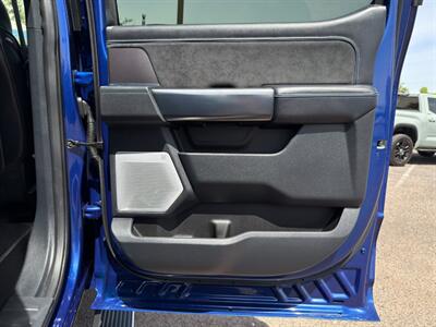 2026 Ford F-350 Super Duty Platinum   - Photo 22 - Scottsdale, AZ 85257