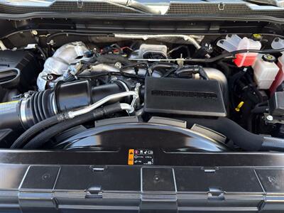 2025 Chevrolet Silverado 3500HD LTZ   - Photo 12 - Scottsdale, AZ 85257