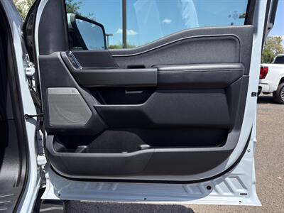 2025 Ford F-150 Lariat   - Photo 29 - Scottsdale, AZ 85257