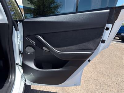 2021 Tesla Model Y Long Range   - Photo 20 - Scottsdale, AZ 85257