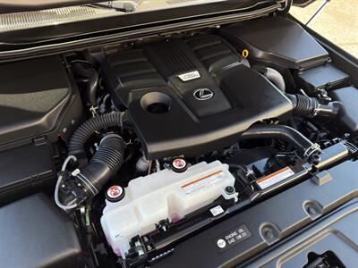 2025 Lexus GX 550 Premium   - Photo 13 - Scottsdale, AZ 85257