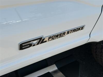 2025 Ford F-350 Super Duty Lariat   - Photo 10 - Scottsdale, AZ 85257