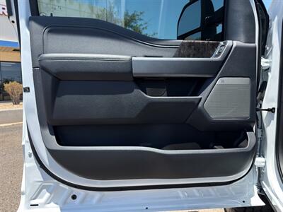 2025 Ford F-350 Super Duty Lariat   - Photo 16 - Scottsdale, AZ 85257