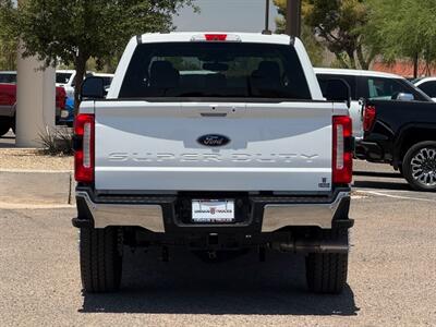 2025 Ford F-350 Super Duty Lariat   - Photo 5 - Scottsdale, AZ 85257