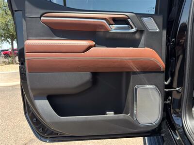 2025 GMC Sierra 1500 Denali Ultimate   - Photo 20 - Scottsdale, AZ 85257