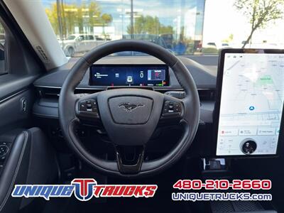 2025 Ford Mustang Mach-E Select   - Photo 29 - Scottsdale, AZ 85257