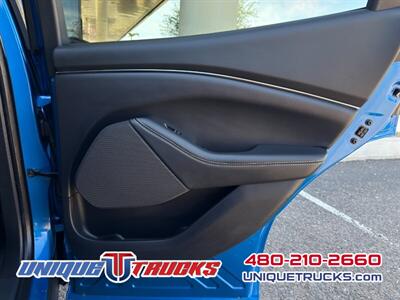 2025 Ford Mustang Mach-E Select   - Photo 20 - Scottsdale, AZ 85257