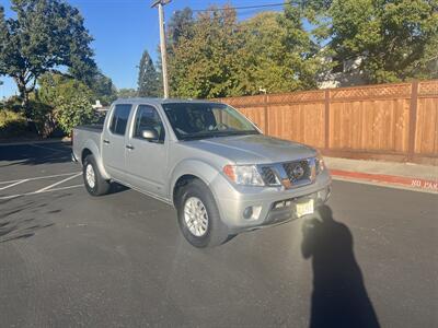 2017 Nissan Frontier SV Crew Cab   - Photo 2 - Walnut Creek, CA 94597