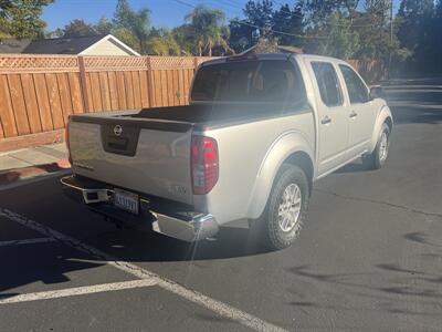 2017 Nissan Frontier SV Crew Cab   - Photo 4 - Walnut Creek, CA 94597