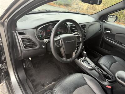2013 Chrysler 200 Limited   - Photo 8 - Walnut Creek, CA 94597