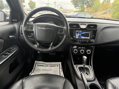 2013 Chrysler 200 Limited   - Photo 10 - Walnut Creek, CA 94597