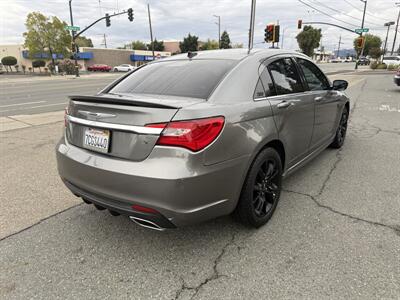 2013 Chrysler 200 Limited   - Photo 4 - Walnut Creek, CA 94597