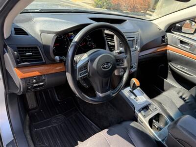2013 Subaru Outback 2.5i Limited   - Photo 8 - Walnut Creek, CA 94597