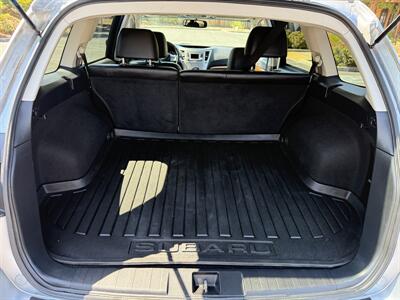 2013 Subaru Outback 2.5i Limited   - Photo 15 - Walnut Creek, CA 94597