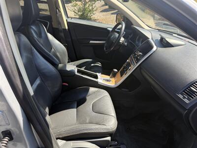 2010 Volvo XC60 T6 AWD   - Photo 12 - Walnut Creek, CA 94597