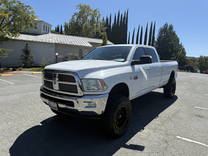 2010 Dodge Ram 2500 SLT Crew Cab Long bed 4x4  