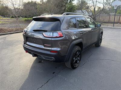 2019 Jeep Cherokee Trailhawk   - Photo 4 - Walnut Creek, CA 94597