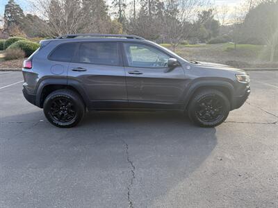 2019 Jeep Cherokee Trailhawk   - Photo 3 - Walnut Creek, CA 94597