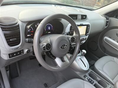 2019 Kia Soul EV + - Photo 8 - Walnut Creek, CA 94597