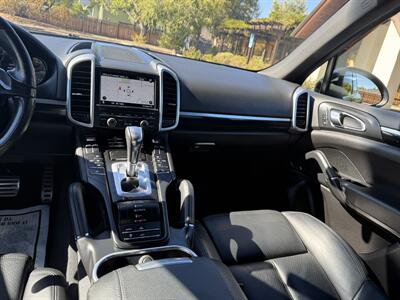 2011 Porsche Cayenne S Hybrid   - Photo 11 - Walnut Creek, CA 94597