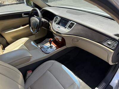 2013 Hyundai Genesis 3.8L   - Photo 13 - Walnut Creek, CA 94597