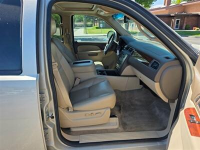2013 GMC Yukon XL SLT 2500 - Photo 9 - Kuna, ID 83634