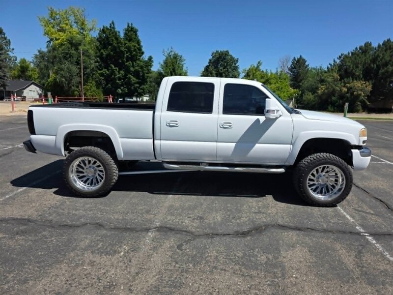 2005 GMC Sierra 2500HD SLT - Photo 7