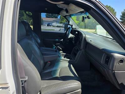 2005 GMC Sierra 2500HD SLT   - Photo 10 - Kuna, ID 83634