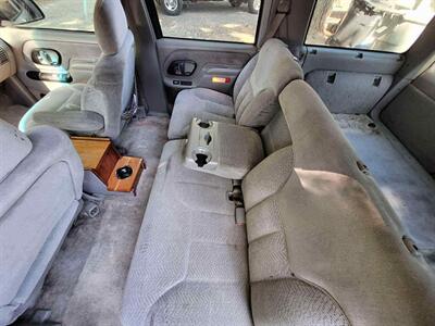 1996 GMC Yukon SLE   - Photo 9 - Kuna, ID 83634