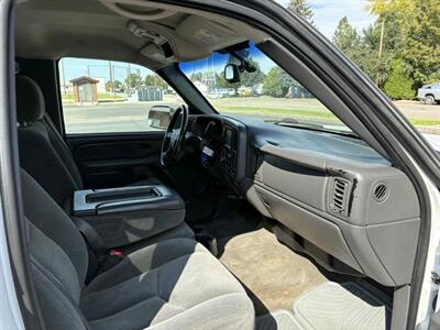 2004 Chevrolet Silverado 3500 LS   - Photo 7 - Kuna, ID 83634