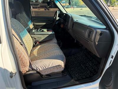 2006 Chevrolet Silverado 1500 Work Truck - Photo 9 - Kuna, ID 83634