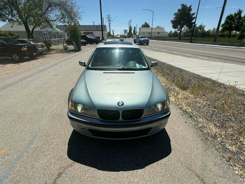 2002 BMW 3 Series Base
