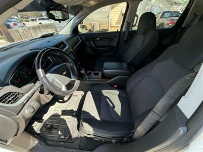 2013 Chevrolet Traverse LT   - Photo 8 - Kuna, ID 83634