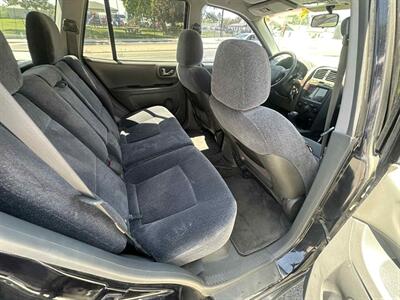 2004 Hyundai SANTA FE GLS   - Photo 8 - Kuna, ID 83634