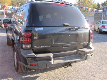 2003 Chevrolet Trailblazer LTZ   - Photo 11 - Kansas City, MO 64126