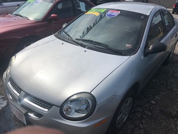 2003 Dodge Neon SE   - Photo 1 - Kansas City, MO 64126