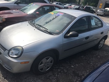 2003 Dodge Neon SE   - Photo 2 - Kansas City, MO 64126