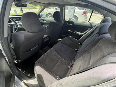 2009 Honda Accord LX - Photo 4 - Kansas City, MO 64126