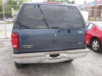 2000 Ford Expedition Eddie Bauer 4dr Eddie Bauer   - Photo 15 - Kansas City, MO 64126